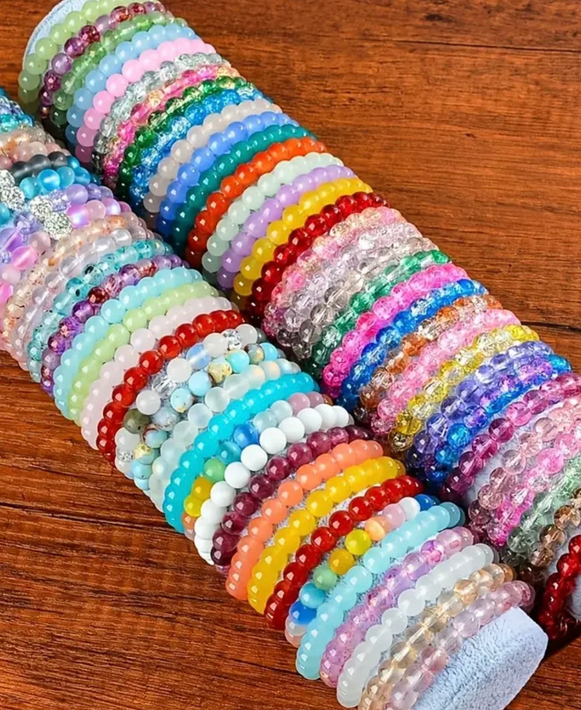 30pcs Boho-Chic Handcrafted Bead Bracelet Set - Colorful Crackled Glass Beads, Ideal For Casual Attire & Vacation - Perfect Gift For Women, Friends & Family Random