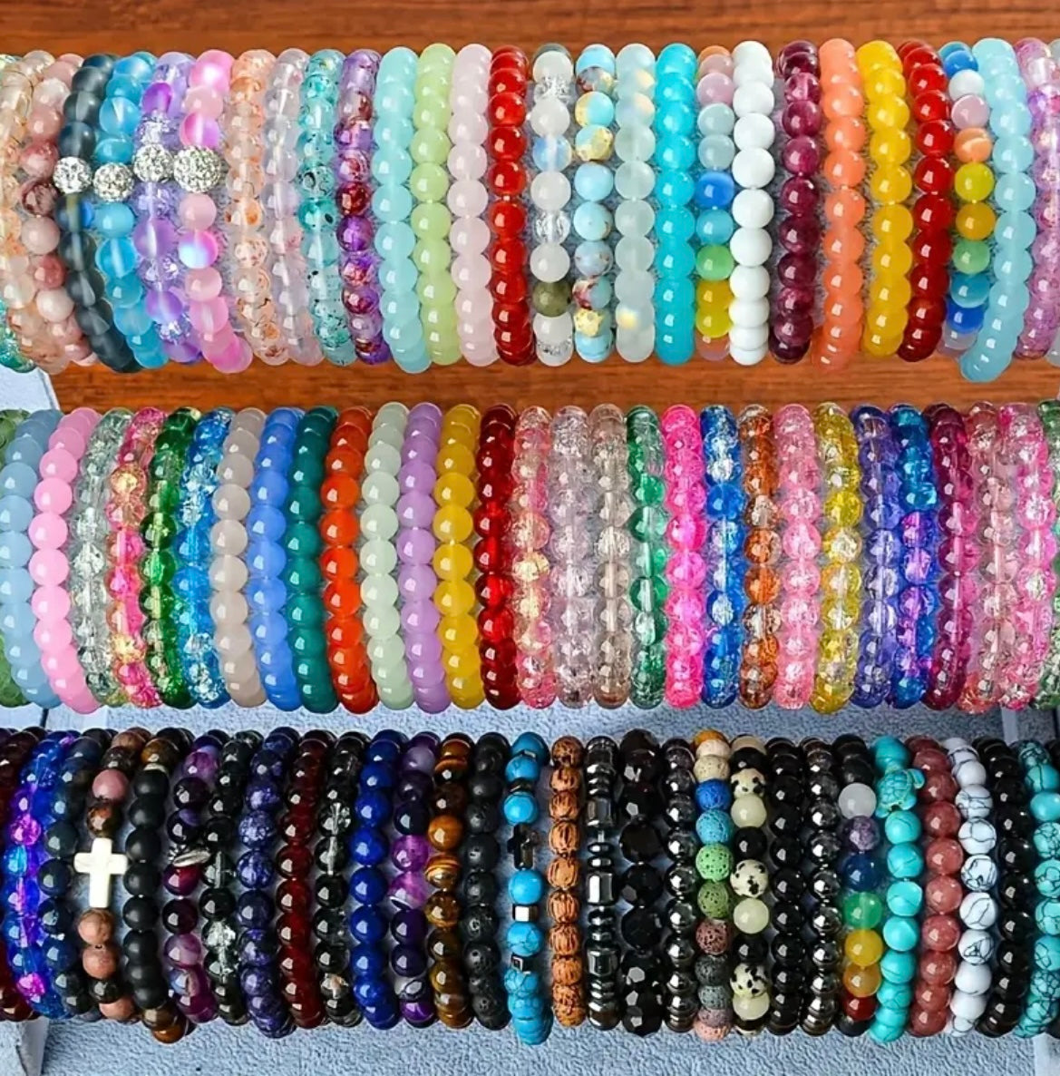 30pcs Boho-Chic Handcrafted Bead Bracelet Set - Colorful Crackled Glass Beads, Ideal For Casual Attire & Vacation - Perfect Gift For Women, Friends & Family Random