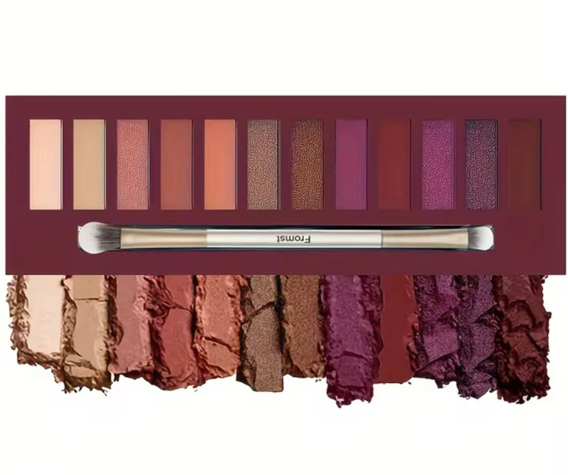 eyeshadow palette, mirror packaging, pearlescent shimmer, stage makeup e