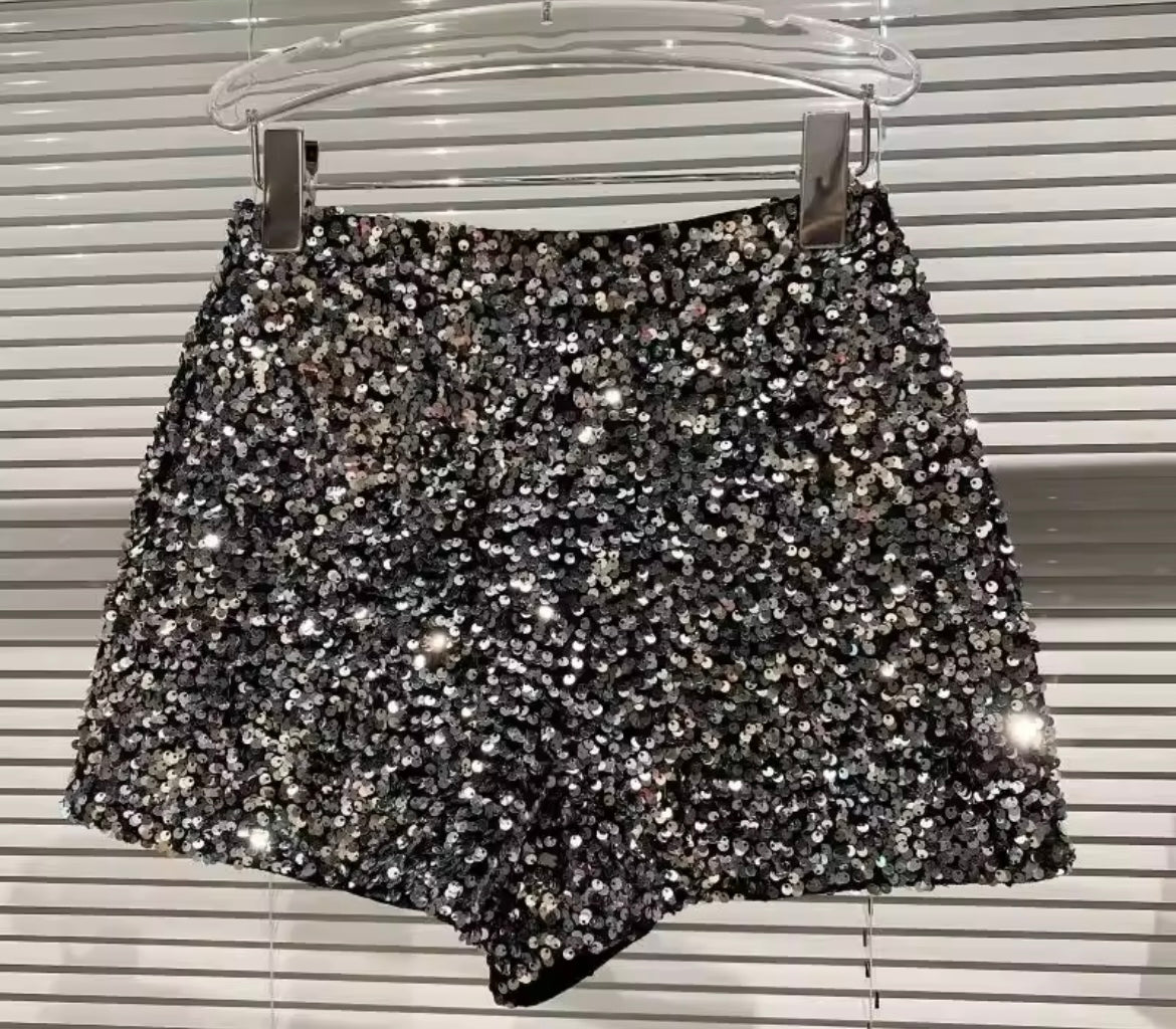 New Autumn Black Velvet Shorts Women Sequined Shiny Versatile Short Pants Clubwear Shorts