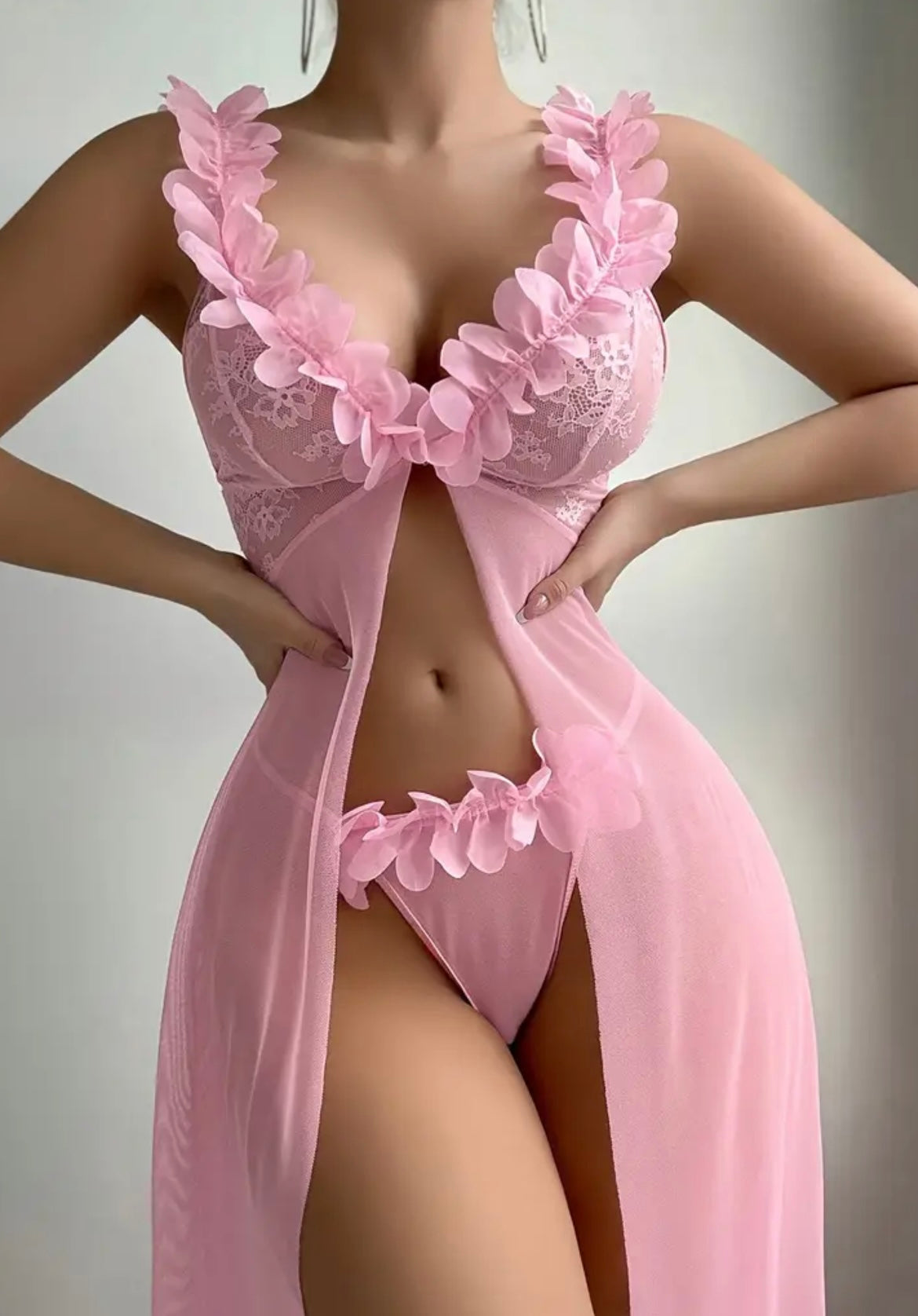 2 Sets Of Europe And The United States Sexy Love Interest Pajamas Female Temptation Open Fork See-through Halter Dress Long Skirt Thong Pants Two Sets to Send A Lover Gift Lover
