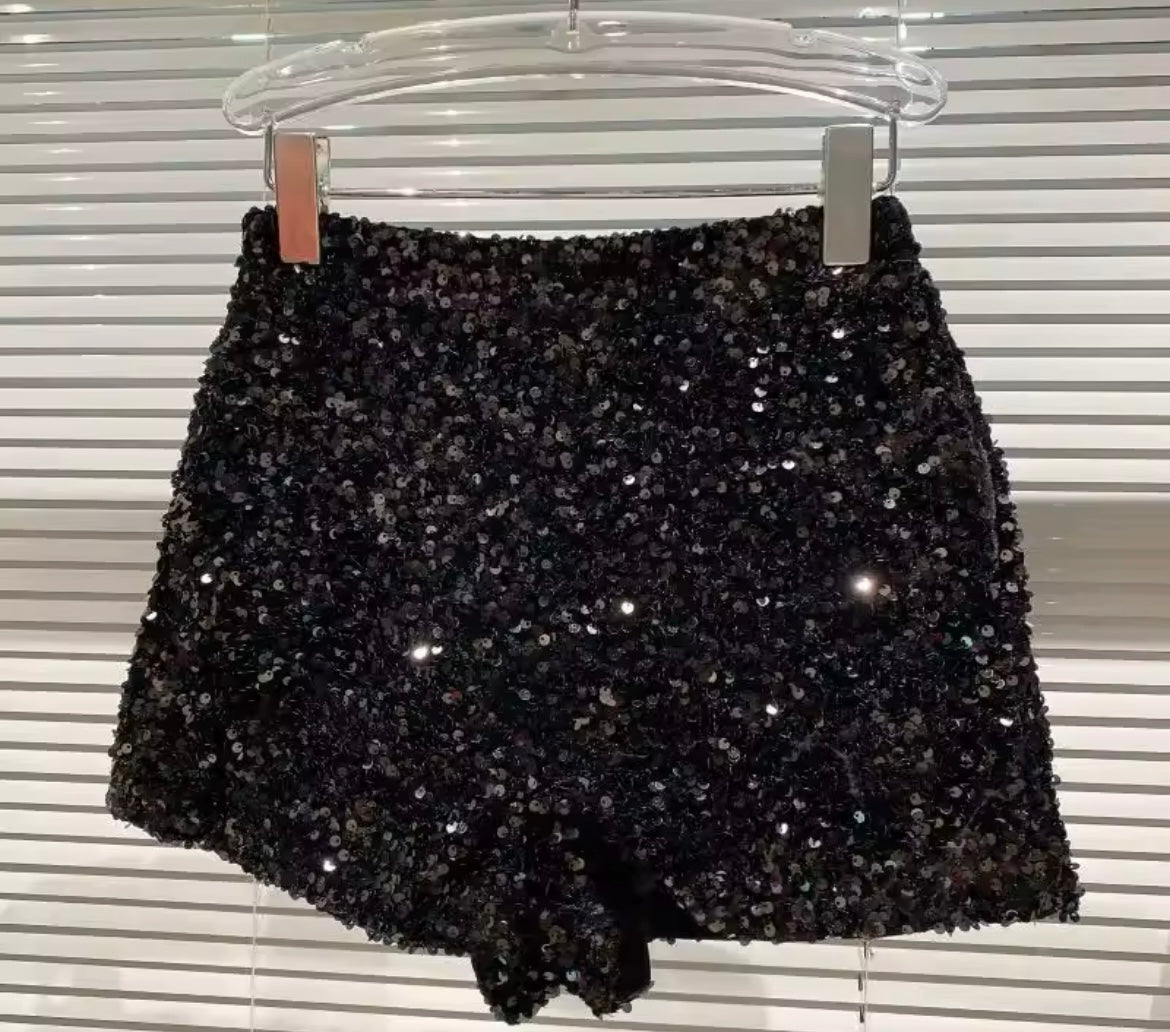New Autumn Black Velvet Shorts Women Sequined Shiny Versatile Short Pants Clubwear Shorts