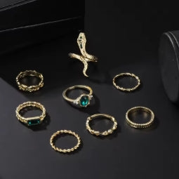 Set of 8 twisted snake-shaped rings with retro and fashionable imitation gemstones