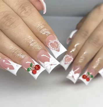 24pcs Duckbill Shaped Fake Nails Gold Butterfly Rhinestone Design False Nail Tips Wearable Full Cover French Press on Nails