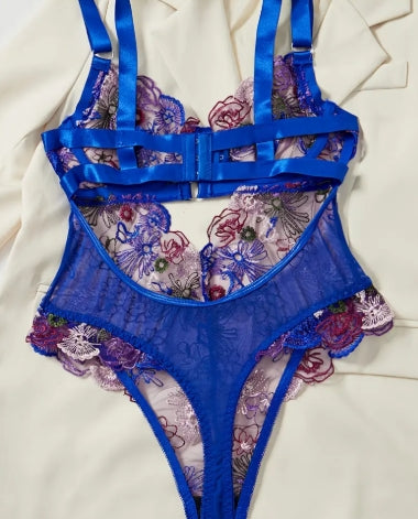 2pcs Set Of Colorful Erotic Lingerie with Embroidery, Sexy French Lace, Steel Ring Gathering, Waist Shaping, And Tight Fitting Clothes
