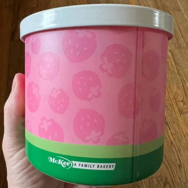 Goose Creek Limited Edition Little Debbie Small Strawberry Shortcake Rolls 3 Wick Candle