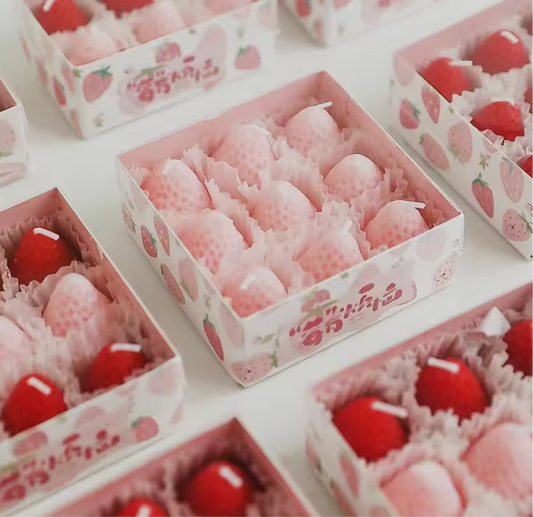 9PCS Strawberry Shaped Scented Candles Gift Box Handmade Realistic Fruit Scented Aromatherap