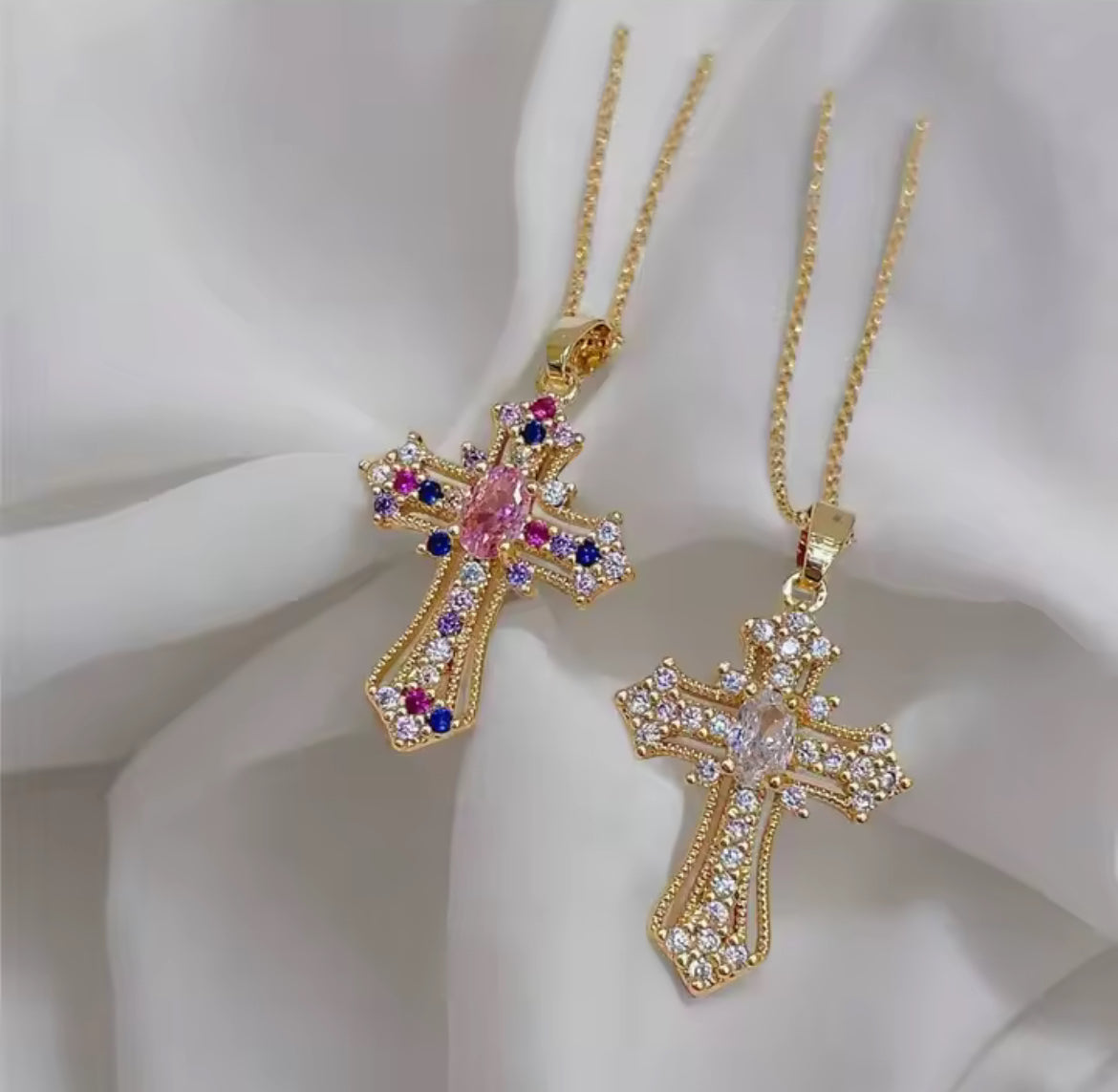 Vintage cross necklace Personalized pendant necklace niche design clavicle chain