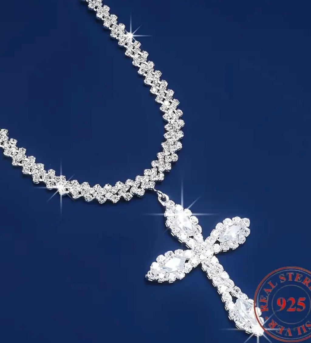Luxury Cross Necklace] Luxury 925 Silver Cross Pendant Necklace Synthetic Zirconia, Exquisite, Elegant, Silver Neck Jewelry Gift