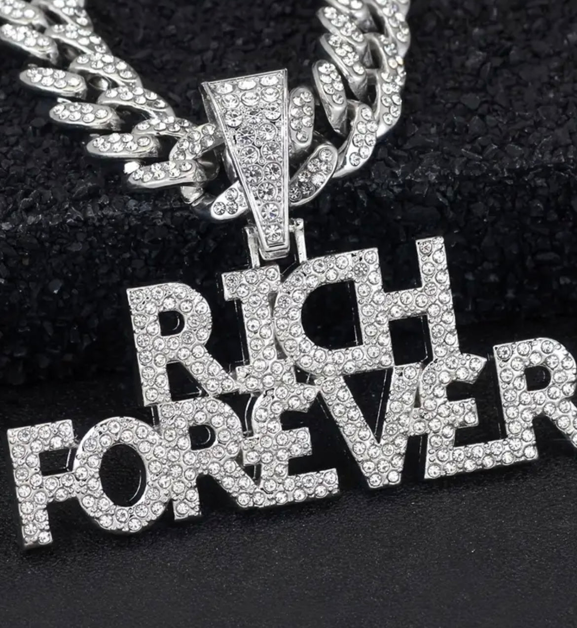 A Shiny RICHFOREVER Pendant With A Cuban Link Chain, Suitable For Both Men And Women, A Hip-hop Pendant Necklace.