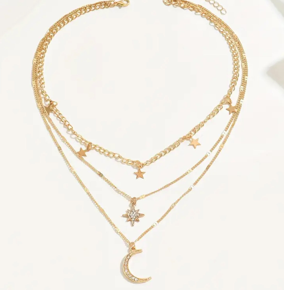 [Golden Bohemian Golden Multi-Layer Women's Necklace | Elegant Bohemian Style with Star and Moon Pendants, Sparkling Rhinestone Embellishments, Perfect for Casual Attire, Charm Necklace