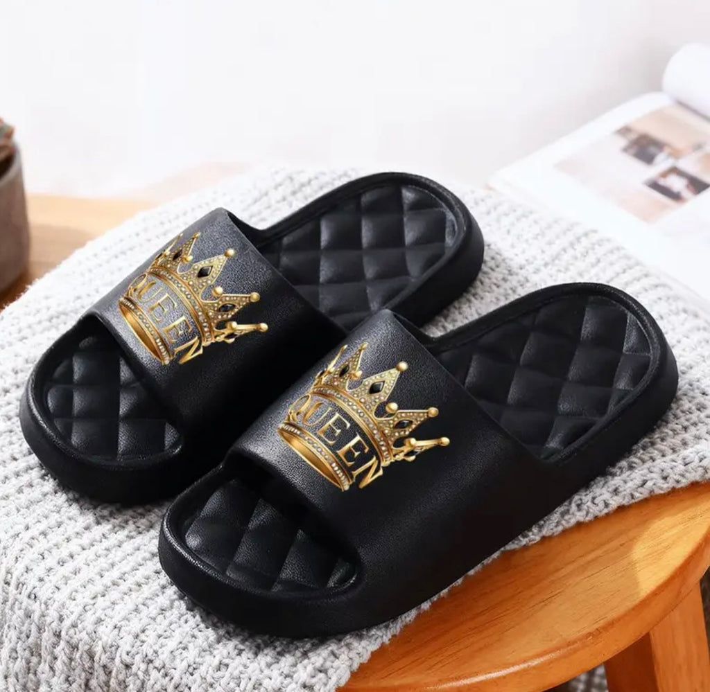 1pc Queen Crown Unisex Thick-Soled Slippers | Comfortable and Breathable, Suitable for Indoor and Outdoor Use, Durable for women EVA Material, Everyday