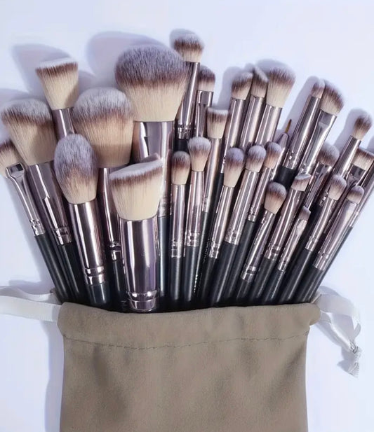 PYSEAN 30pcs Pro Makeup Brush Set Blush Foundation Eyeshadow Brow Lip Contour Detail Brushes Great for Beginners And Pros Ideal Girls Gift Travel Friendly Hypoallergenic Nylon Bristles for Easy Blending Includes Storage Pouch