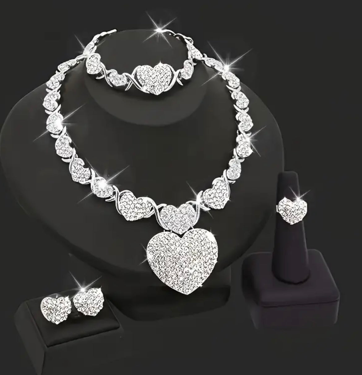 4pcs Set Of Luxury Jewelry XOXO Heart Pendant Necklace Bracelet Earring Ring Women Jewelry Set for Gift for Mother's Day Wedding Party Jewelry