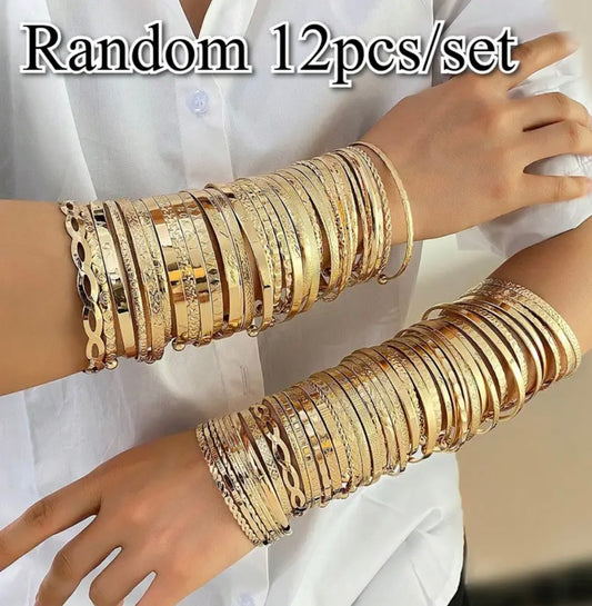 12pcs Set Women's Golden Bracelet Collection - Elegant Golden-Toned Stackable Bracelets with Heart, Link & Bead Charms, Luxurious Everyday Jewelry Gift Set for Christmas, Birthdays, Valentine's Day - Durable Tarnish-Resistant Metal-Like Material