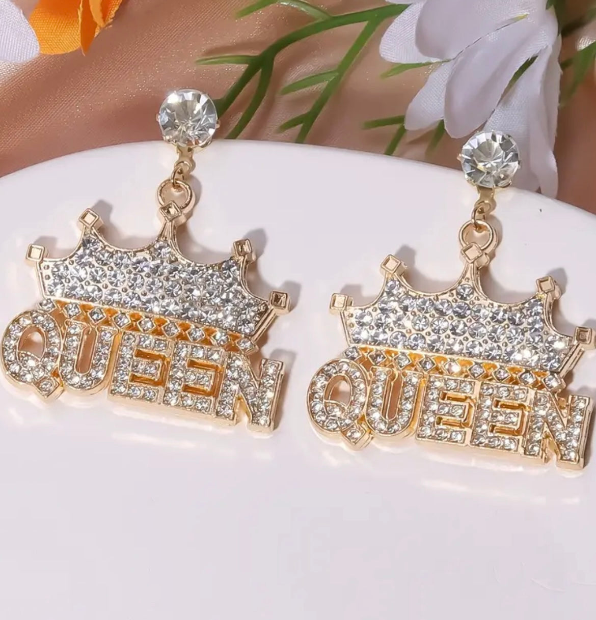 Shiny Dangle Exaggerated Rhinestone Drop Earrings Queen Letter Pendant Shiny Dangle Earrings All-match Women's Ear Jewelry