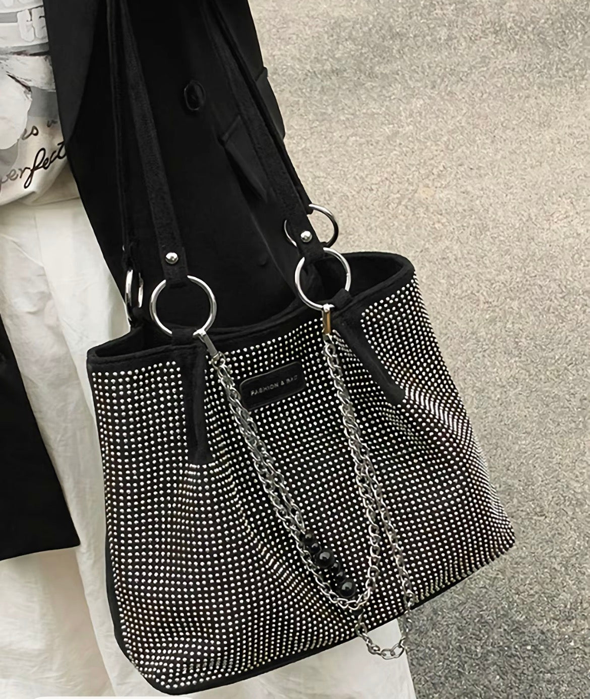 Elegant Shoulder Bag for Work & Back To School, Fashionable Chain Strap Design Large
