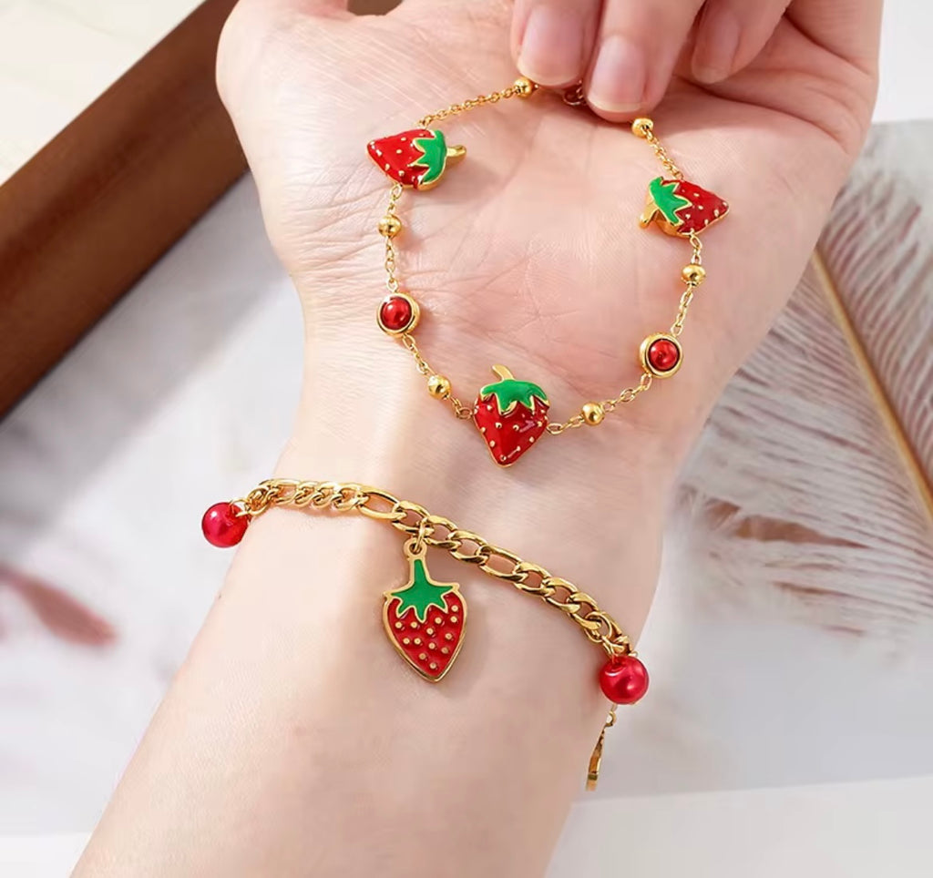 Stainless steel Starberry Necklace