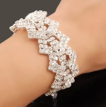 New Fashion Charm Bracelets 925 Silver AAAAA Zircon Crystal Women Bracelet Wedding Engagement Luxury Jewelry