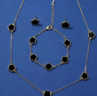 Three-piece set of five-leaf cloverleaf earrings and Necklace