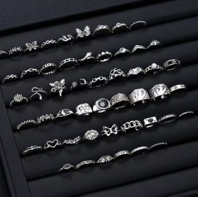 51 Pcs. Gothic Punk ring set for women and men, matching ring with butterfly, heart and snake design, daily use, Halloween jewelry gifts