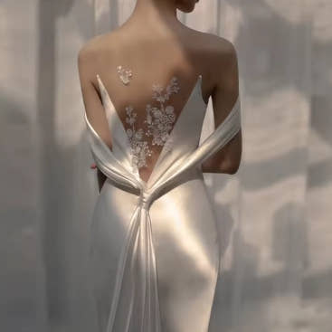 Backless Light Wedding Dresses Classic Satin Mermaid Wedding Dress With Train Elegant Beach Wedding Dress