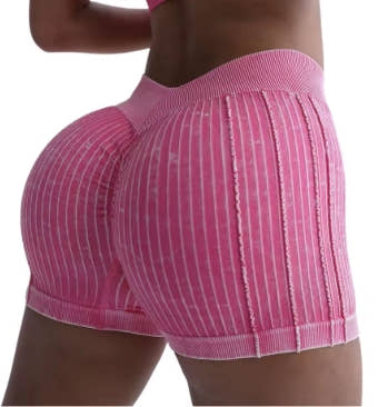 Women Yoga Tights Shorts Activewear Striped Ribbed High Waist Ruched V-Back Waistband Sports Shorts Running Cycling Gym Fitness