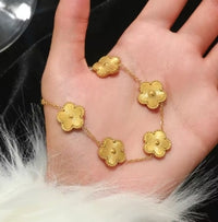 UILZ Europe & USA Hot Stainless Steel Four Leaf Clover Lucky Bracelet Women's Fashion Nail Bracelet Gold Bangles