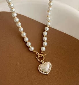 Pearl necklace with heart pendant for women, luxury imitation pearl chain necklaces, Korean jewelry, gifts for girls