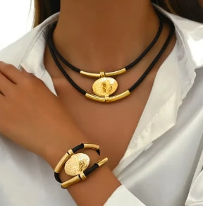 Vintage Oval Metal Faux Leather Necklace Bracelet for Women Fashion Gold Silver Color 2pcs/set Double Layer Chain Jewelry Sets