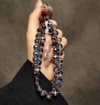 Wrist strap with luxury crystal beads and brilliant diamonds, portable chain, short hanging phone clip, Universal use in phone cases