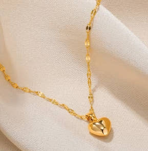 Stainless steel love heart necklace for women, new fashion 2023, lip chain, simple pendant, necklace, jewelry, gift, wholesalers
