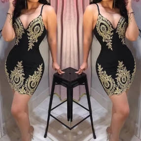 Summer Party Sexy Halter Dress Mini Sleeveless Fitted Dress with Low Neck and Halter Back