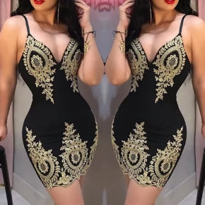 Summer Party Sexy Halter Dress Mini Sleeveless Fitted Dress with Low Neck and Halter Back