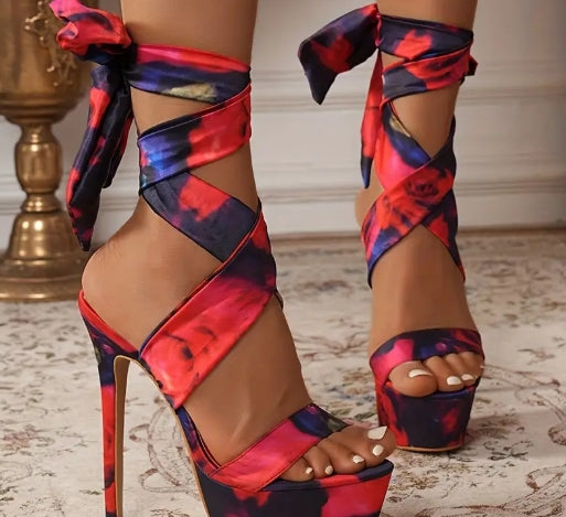 New 2025 Roman-Style High-Heeled Sandals with Straps, Featuring a Design