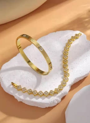 UILZ Delicate Lucky Clover Women Bracelet High Quality Stainless Steel Morandi Colors Shining Zircon Inlaid Charm Jewelry Gift