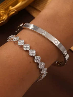 UILZ Delicate Lucky Clover Women Bracelet High Quality Stainless Steel Morandi Colors Shining Zircon Inlaid Charm Jewelry Gift