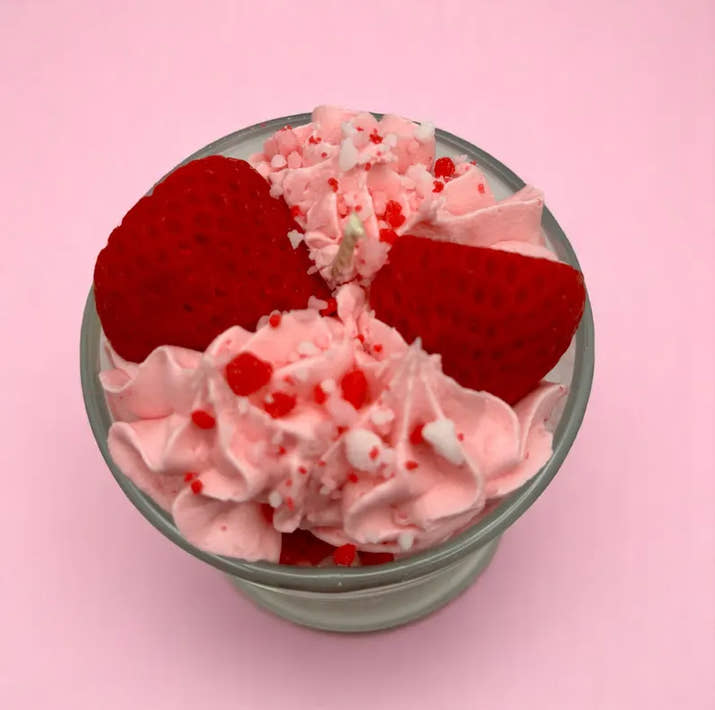 Strawberry Soy Candle/Strawberry Cake Dessert Candle